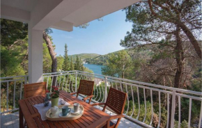 Beautiful Apartment In Zaton With Kitchen